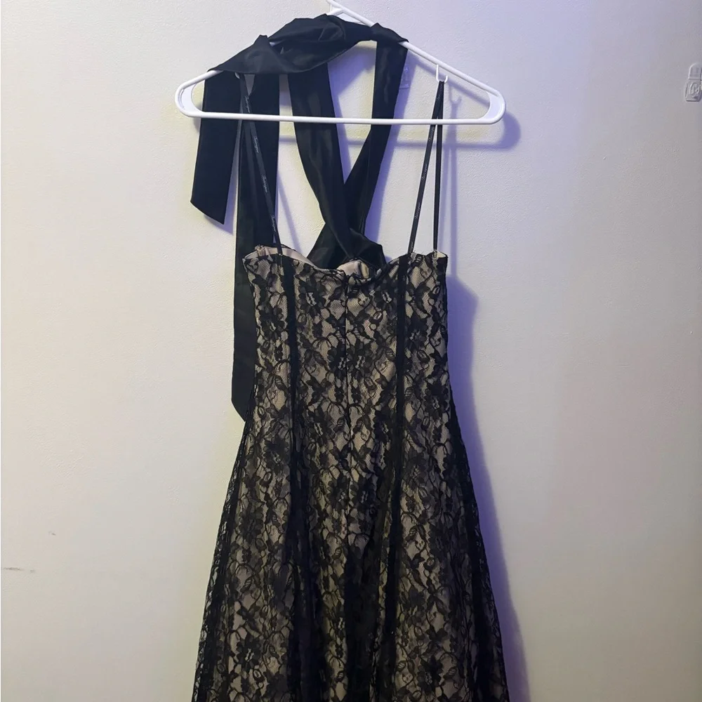 Intrigue Strapless Cocktail Dress Size 4 - Picture 8 of 8